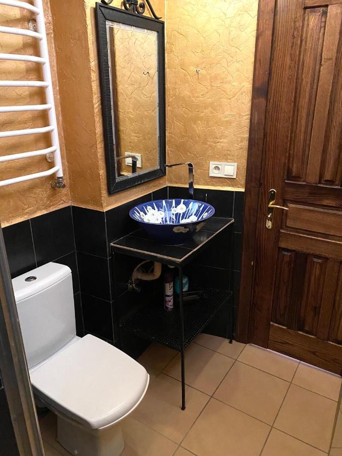Квартира На Вулиці Лесі Українки 19 Lviv Exteriör bild