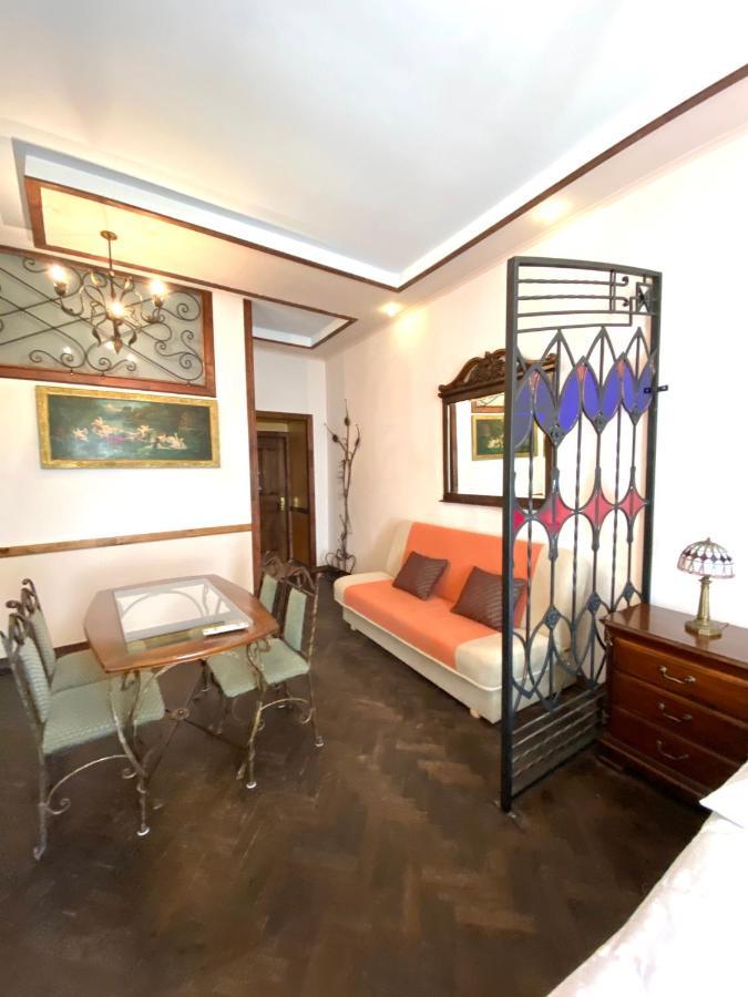 Квартира На Вулиці Лесі Українки 19 Lviv Exteriör bild