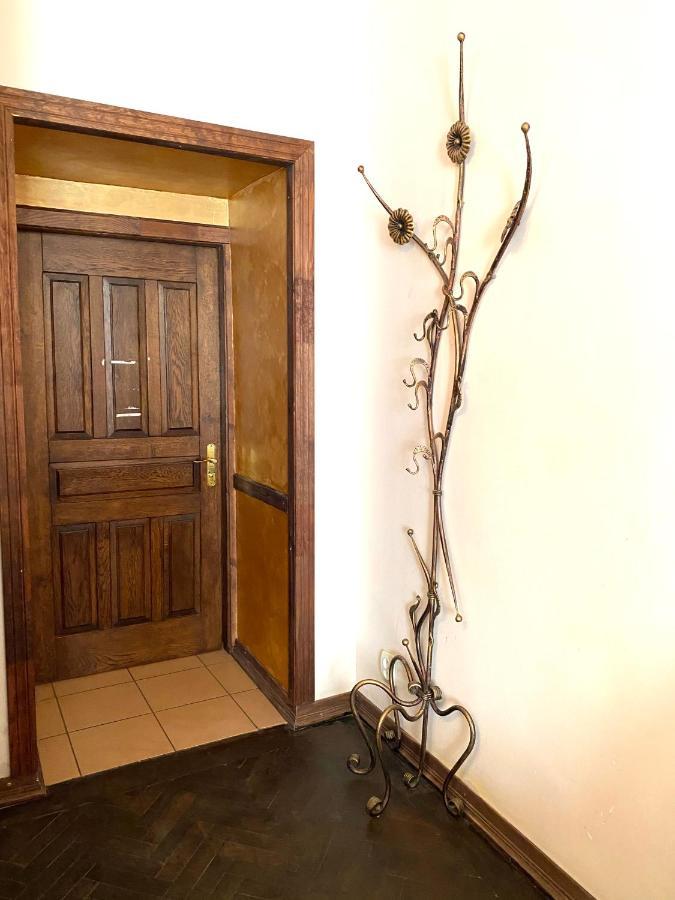 Квартира На Вулиці Лесі Українки 19 Lviv Exteriör bild