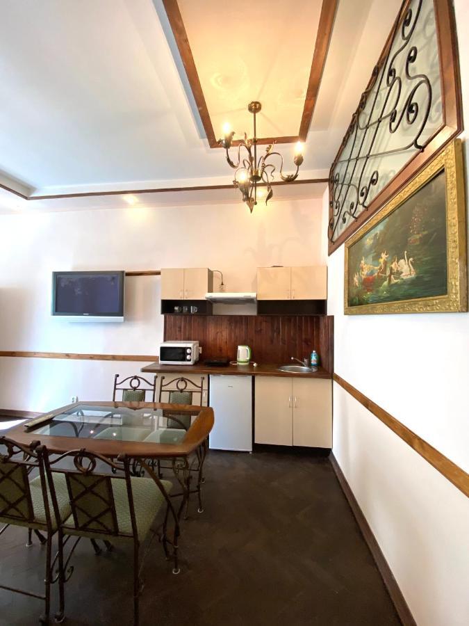 Квартира На Вулиці Лесі Українки 19 Lviv Exteriör bild